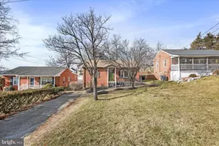 373 Walton St, Strasburg, VA 22657 - Photo 32