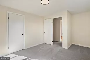 373 Walton St, Strasburg, VA 22657 - Photo 16