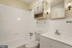 373 Walton St, Strasburg, VA 22657 - Photo 12