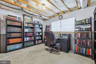 549 Stonewall St, Strasburg, VA 22657 - Photo 18