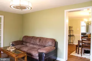 88 Cecelia St, Toms Brook, VA 22660 - Photo 6