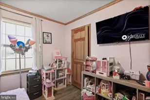 202 Brown St, Strasburg, VA 22657 - Photo 16