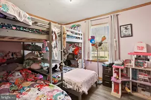 202 Brown St, Strasburg, VA 22657 - Photo 14