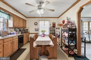 202 Brown St, Strasburg, VA 22657 - Photo 20