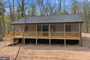 5 Pin Oak Ln, Basye, VA 22810 - Photo 2