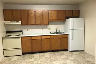 329 Church St, Woodstock, VA 22664 - Photo 2