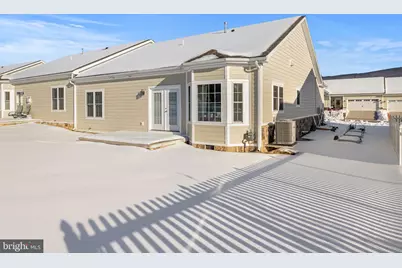 205 Grafton Court, Edinburg, VA 22824 - Photo 2