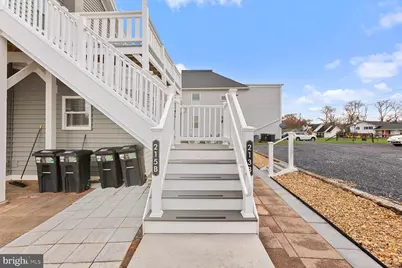 215 Piccadilly #B, Edinburg, VA 22824 - Photo 1