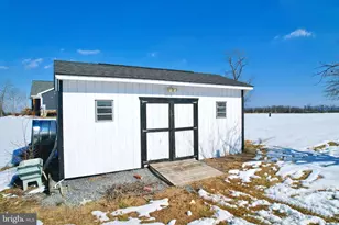 8284 Back Rd, Maurertown, VA 22644 - Photo 14