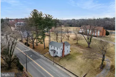 530 S Main Street, Woodstock, VA 22664 - Photo 1