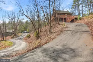 262 Hogan Dr, Basye, VA 22810 - Photo 42
