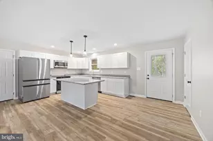 201 Creek Valley Dr, Basye, VA 22810 - Photo 12