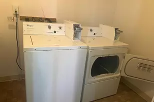 145 S Main St, Woodstock, VA 22664 - Photo 8