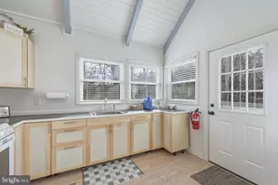 331A King, Basye, VA 22810 - Photo 12