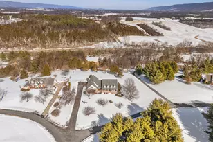 256 Cliffside Dr, Edinburg, VA 22824 - Photo 74