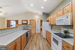 86 Maple Ave, Mount Jackson, VA 22842 - Photo 4