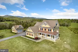 278 Little Mountain Ln, Edinburg, VA 22824 - Photo 2