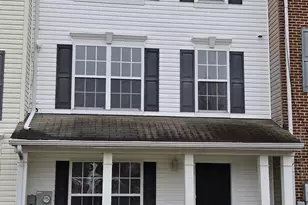 612 Pendleton Ln, Strasburg, VA 22657 - Photo 2