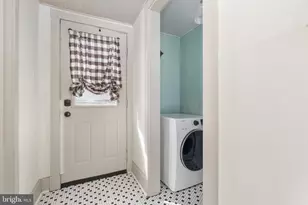 29674 Old Valley Pike, Strasburg, VA 22657 - Photo 8