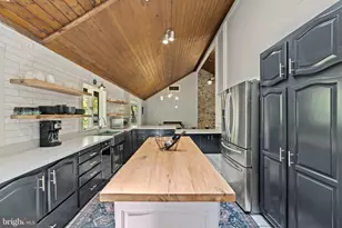 7545 Supinlick Ridge Rd, Mount Jackson, VA 22842 - Photo 20