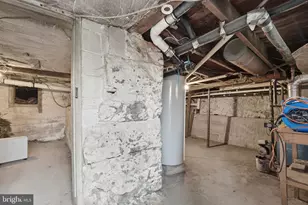 219 N Church St, Woodstock, VA 22664 - Photo 16