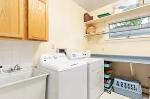 517 W Locust St, Woodstock, VA 22664 - Photo 24