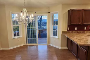 407 Stonewall St, Strasburg, VA 22657 - Photo 8