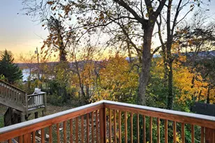 407 Stonewall St, Strasburg, VA 22657 - Photo 18