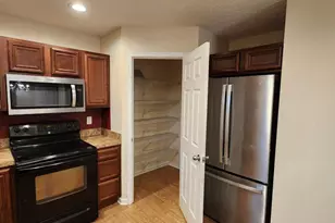 407 Stonewall St, Strasburg, VA 22657 - Photo 10