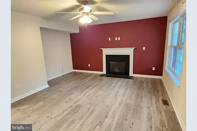 407 Stonewall Street, Strasburg, VA 22657 - Photo 2