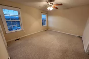 407 Stonewall St, Strasburg, VA 22657 - Photo 14