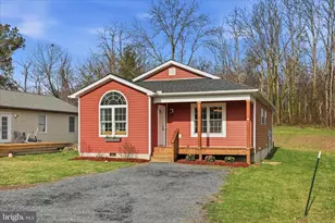 6131 Moore Ave, Mount Jackson, VA 22842 - Photo 1
