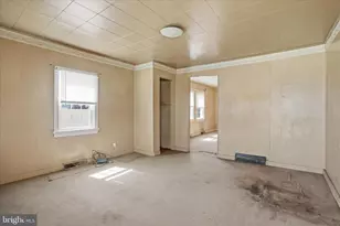 343 Banks Fort Rd, Strasburg, VA 22657 - Photo 4