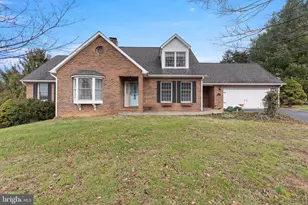 79 Sunset Ct, Edinburg, VA 22824 - Photo 1