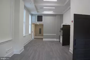 114 W Court St, Woodstock, VA 22664 - Photo 1