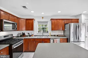 612 Frontier Fort Ln, Strasburg, VA 22657 - Photo 8