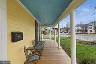 220 S Massanuten St, Strasburg, VA 22657 - Photo 6