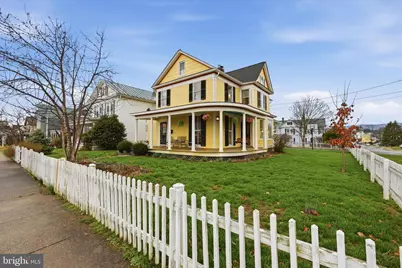 220 S Massanuten Street, Strasburg, VA 22657 - Photo 4