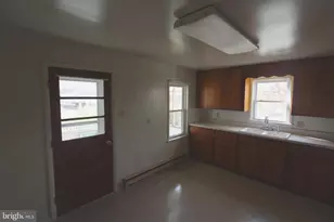 19801 Senedo Rd, Edinburg, VA 22824 - Photo 6