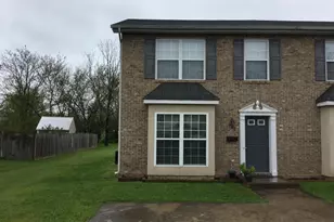 346 Zea St, Strasburg, VA 22657 - Photo 2