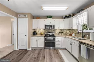 36 Ellen Dr, Strasburg, VA 22657 - Photo 2