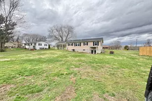 1604 S Ox Rd, Edinburg, VA 22824 - Photo 22