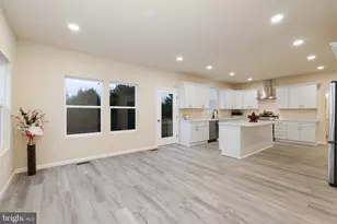 211 Princess Caroline Ct, Edinburg, VA 22824 - Photo 16