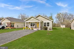 194 Craig St, Mount Jackson, VA 22842 - Photo 2