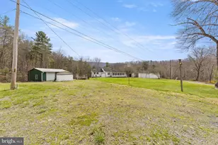 1605 Paddys Run Rd, Star Tannery, VA 22654 - Photo 12