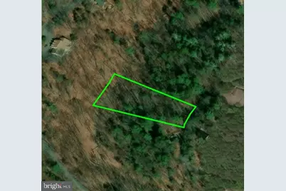 Bogan, Mount Jackson, VA 22842 - Photo 2