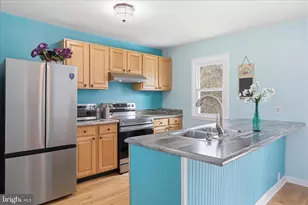 130 N High St, Edinburg, VA 22824 - Photo 12