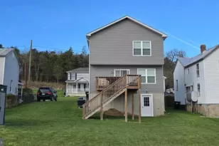 375 Branch St, Strasburg, VA 22657 - Photo 2