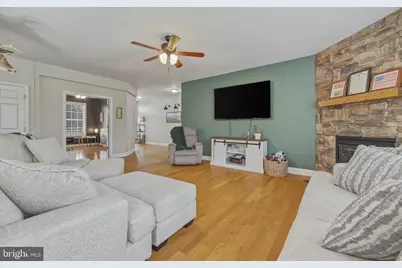 257 Hunter Road, Maurertown, VA 22644 - Photo 12