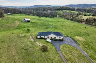 363 Davis Ln, New Market, VA 22844 - Photo 12